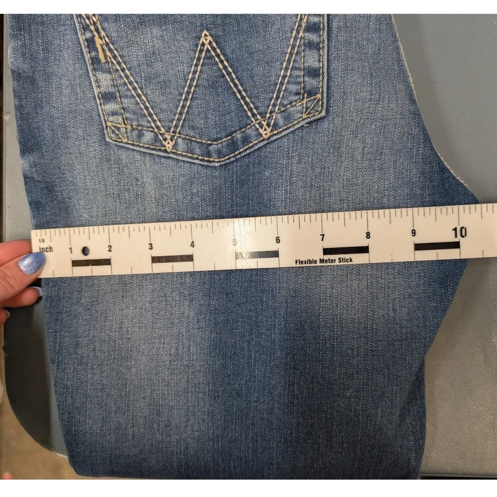 Wrangler‎ Bootcut Jeans Womens 7/8 x 32 Blue Medium Wash Stretch Denim 1009MWZJD